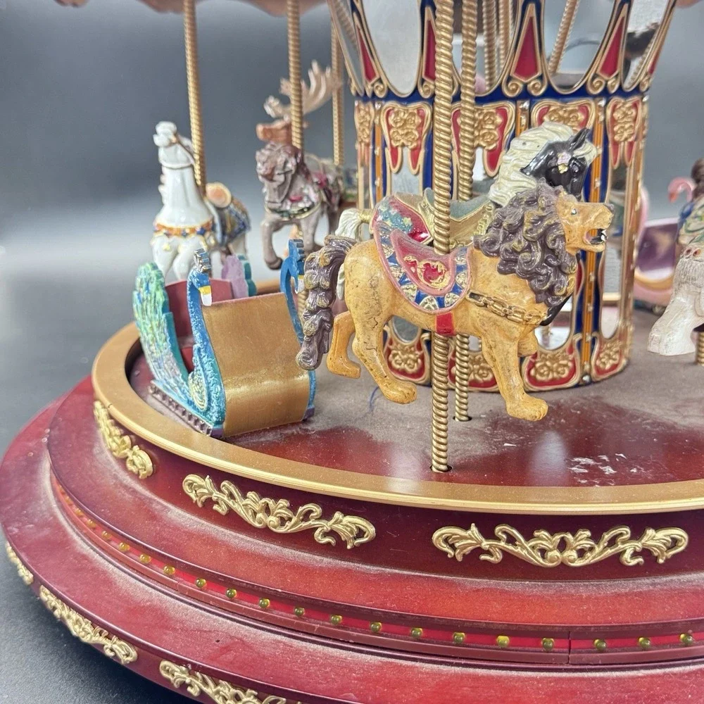VTG Mr Christmas Royal Marquee Carousel Animated Lighted Musical Please READ